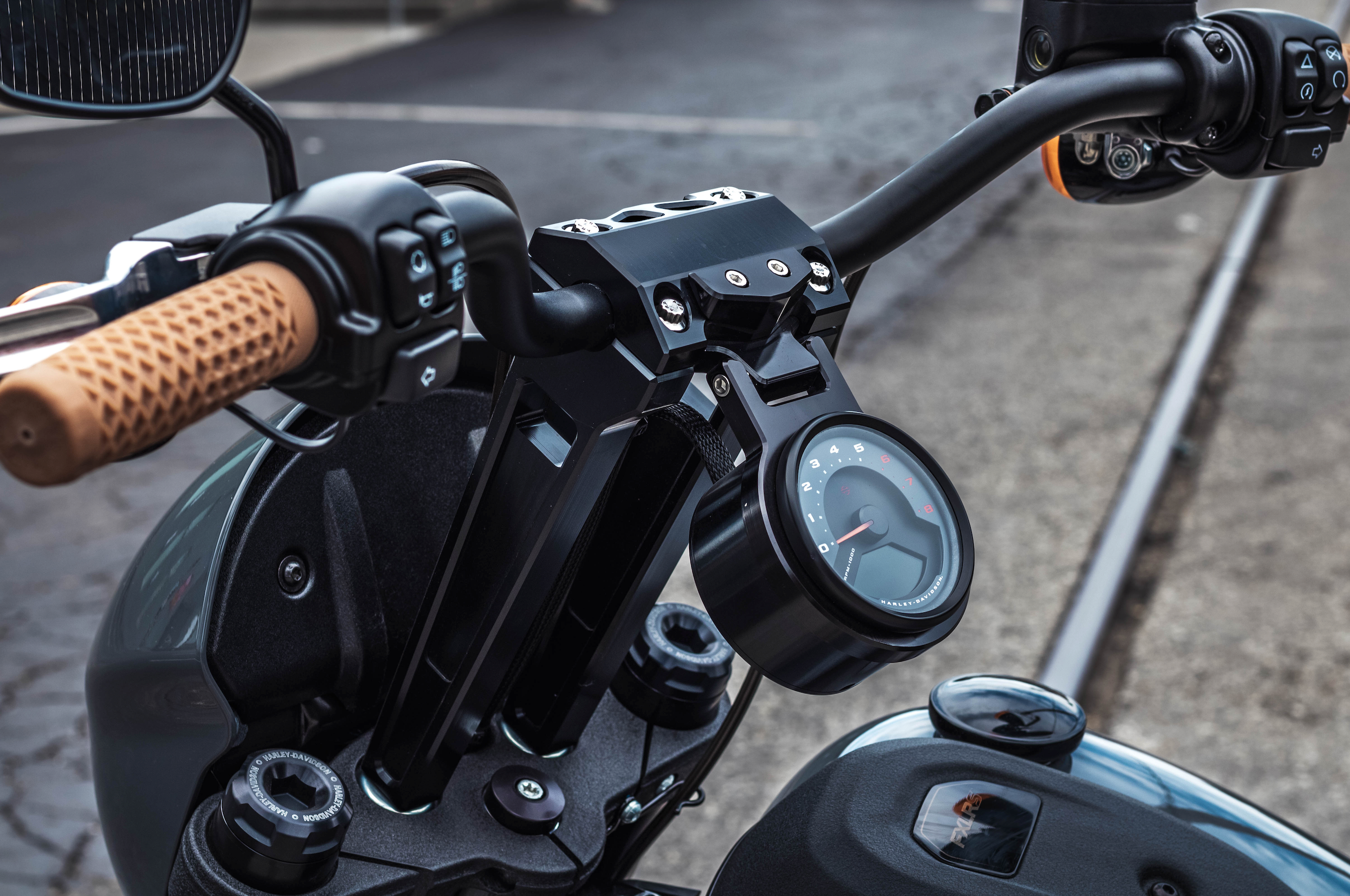 0662-0437 LAチョッパーズ LA Choppers ケーブル標準キット 黒 12年?17年 FXDB ABS付 12-14インチ用 SP店 0662-0437 LAチョッパーズ LA Choppers ケーブル標準キット 黒 12年?17