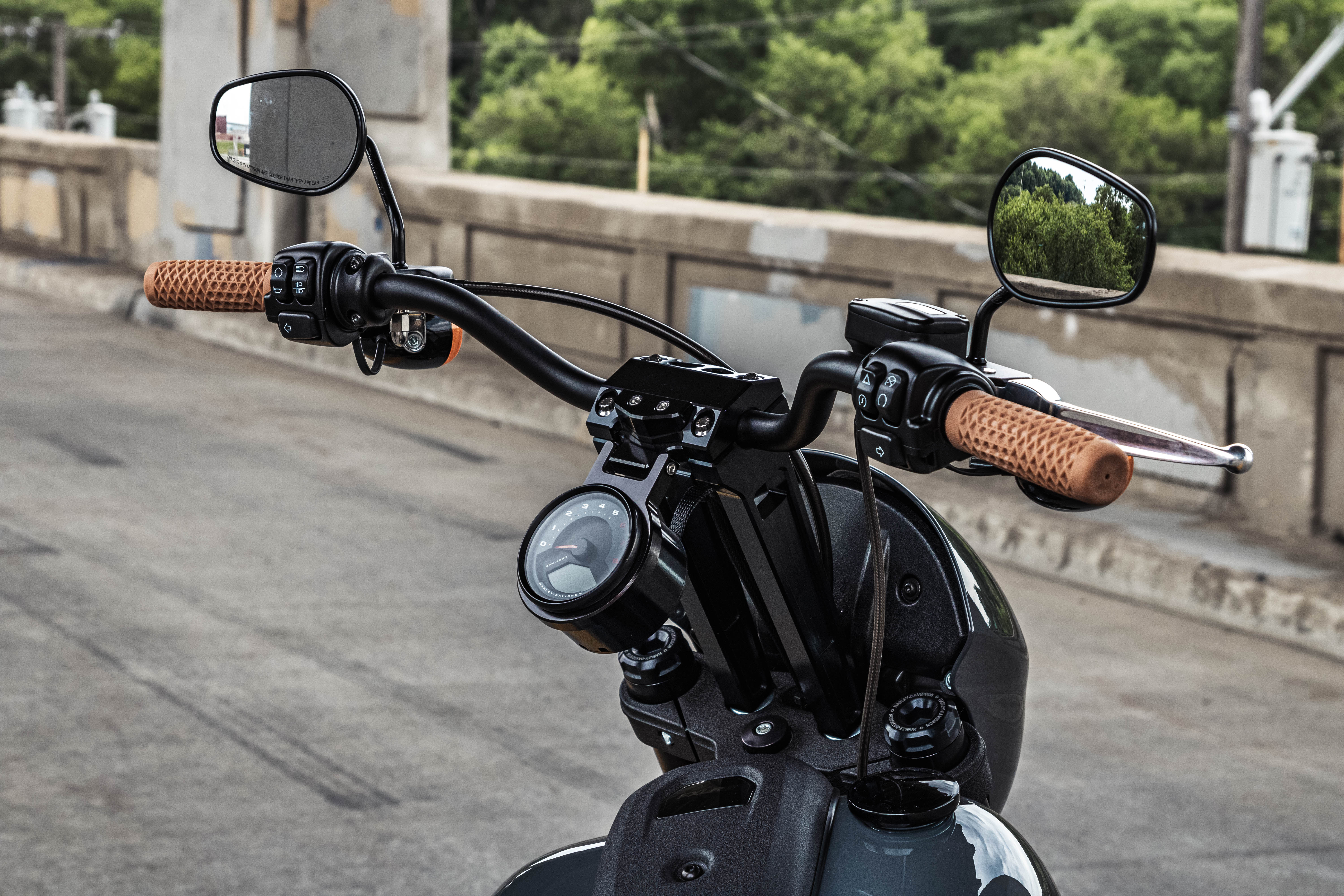 Narrow Z Bars with Webs – LA Choppers